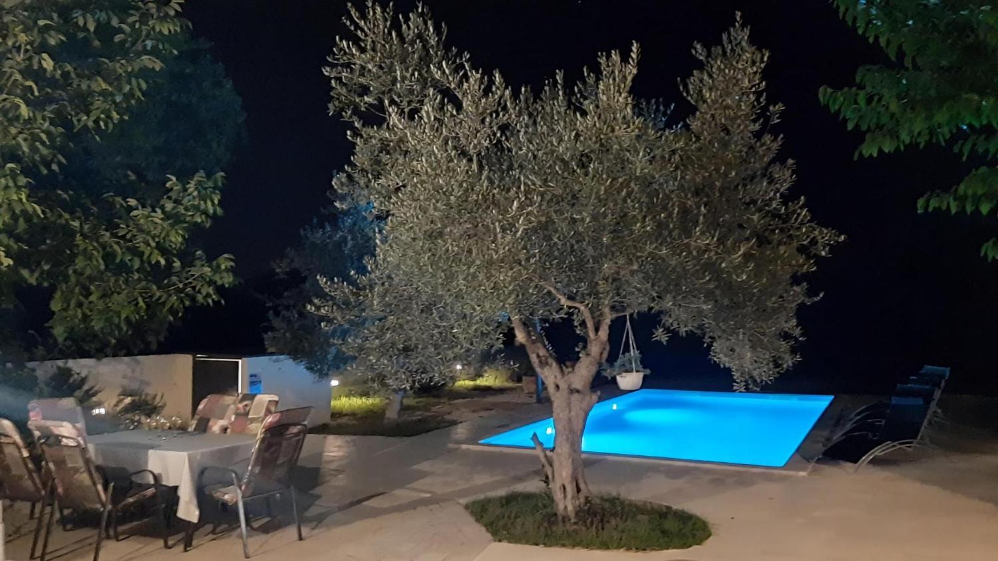 Ferienhaus Aqua Mit Pool Jadreški Εξωτερικό φωτογραφία