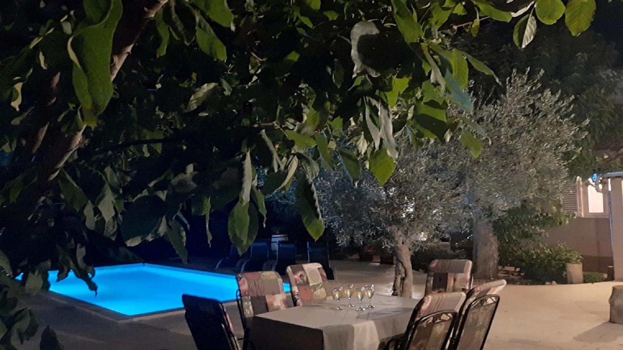 Ferienhaus Aqua Mit Pool Jadreški Εξωτερικό φωτογραφία